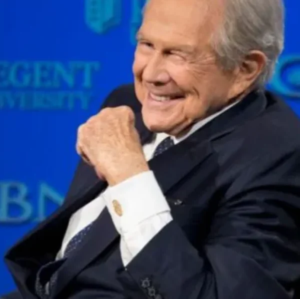 A los 93 años, partió de este mundo Pat Robertson, emblema de la televisión cristiana del Siglo XX