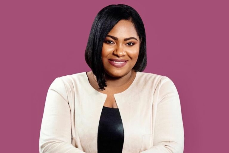 Chanel Novas lanzó “Se Acerca un Milagro”, en formato acústico