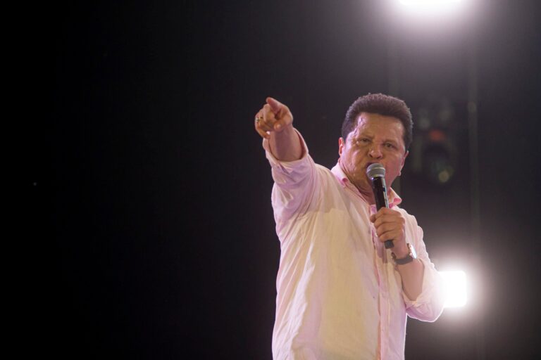 La Cruzada del Apóstol Guillermo Maldonado en Buenos Aires finalizó con una gran noche de salvación y milagros