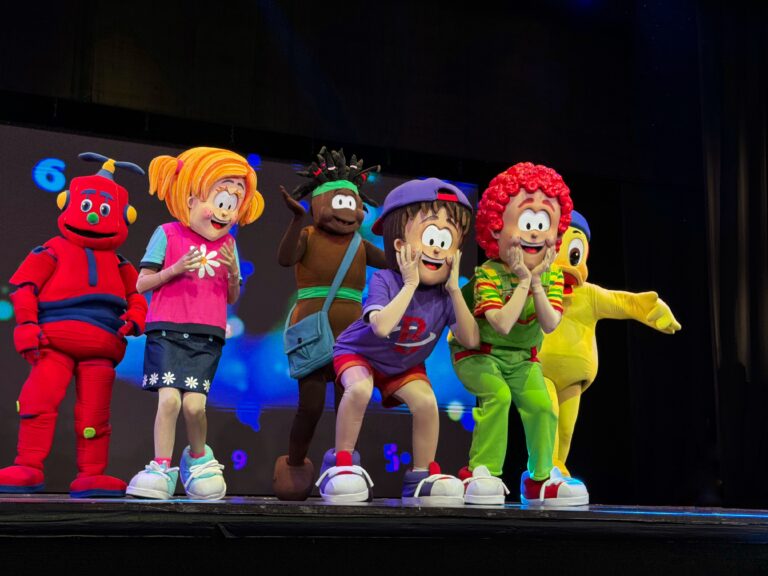 Un Estreno Inolvidable: El Show de Biper hizo su debut en la Calle Corrientes