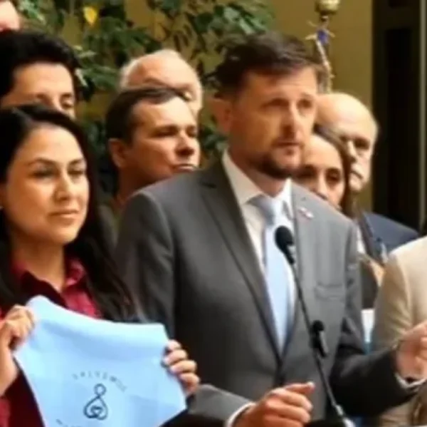 Parlamentarios chilenos firman compromiso en defensa de la vida